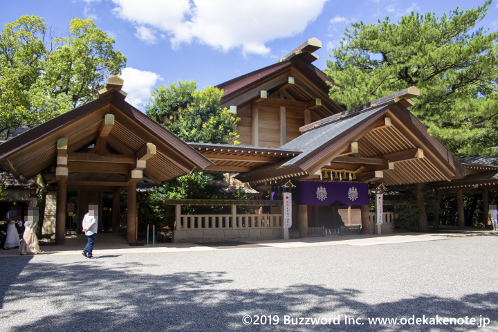 熱田神宮 神楽殿